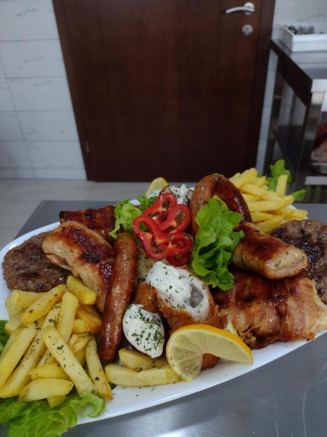 Zlatni San Hotel Banja Koviljaca Ngoại thất bức ảnh